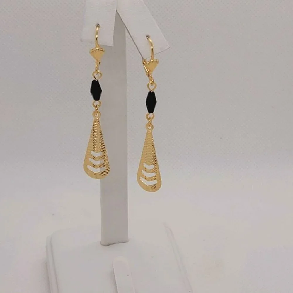 Brand New Brazilian 18k Gold Filled black Beaded Earrings